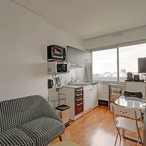 Pour 4 Pers Proche Des Buttes Chaumont Apartment Paris